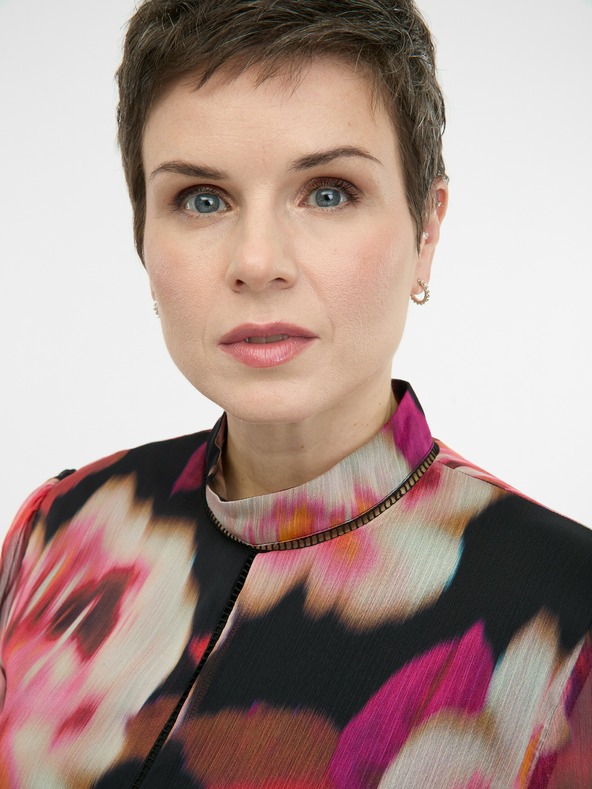 Orsay Červené vzorované dámske šaty ku kolenám ORSAY