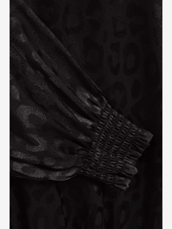 Moodo Čierna košeľa Moodo s volánovými rukávmi