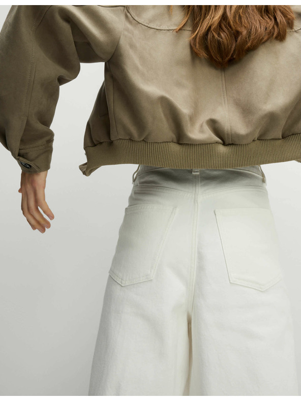 Marks & Spencer Džínsy so širokými nohavicami v skrátenej dĺžke Marks & Spencer biela