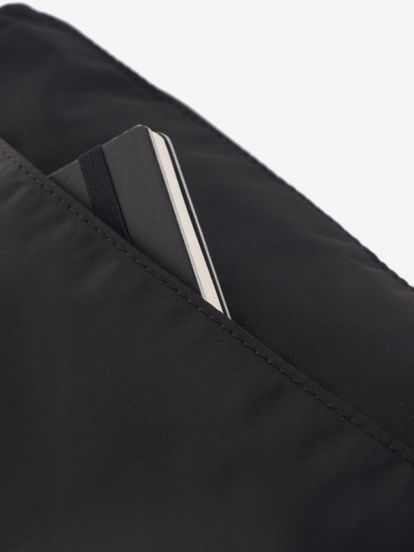 Hedgren Čierna dámska crossbody kabelka Hedgren Eye M