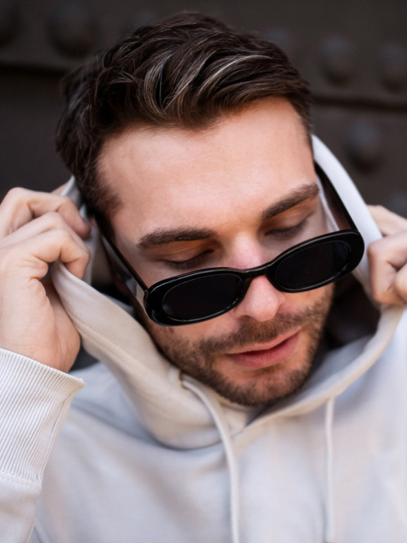 VEYREY VeyRey Oválne slnečné okuliare Gudmar čierne