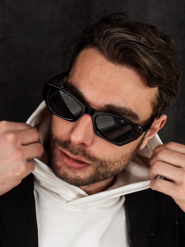 VEYREY VeyRey Slnečné okuliare s mačacími očami Yraya čierne