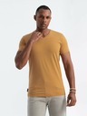 Ombre Clothing Horčicové pánske bavlnené tričko s výstrihom Ombre Clothing