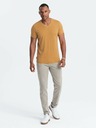 Ombre Clothing Horčicové pánske bavlnené tričko s výstrihom Ombre Clothing