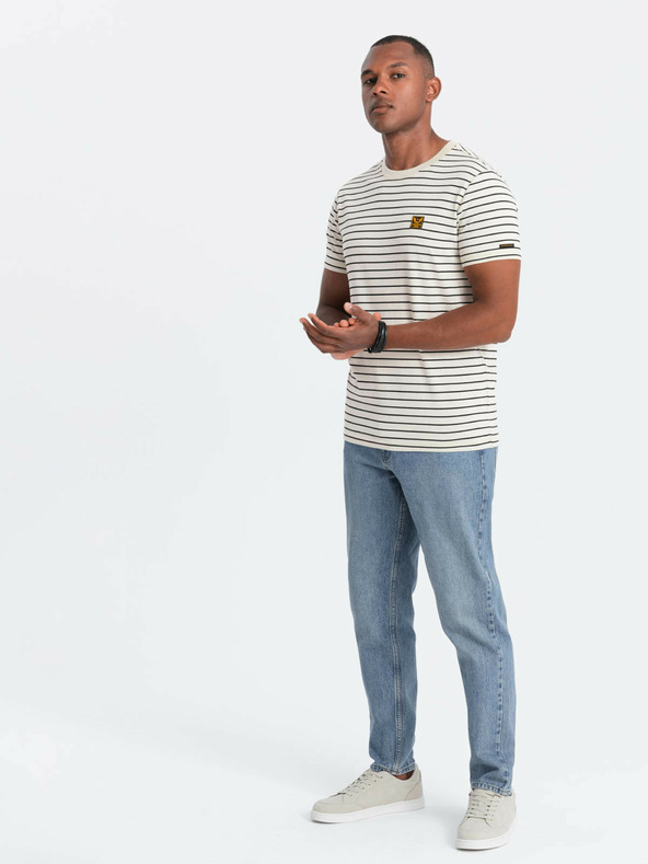 Ombre Clothing Pánske pruhované tričko s nášivkou Ombre Oblečenie