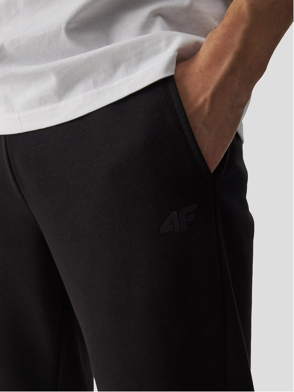 4F Pánske tepláky 4F