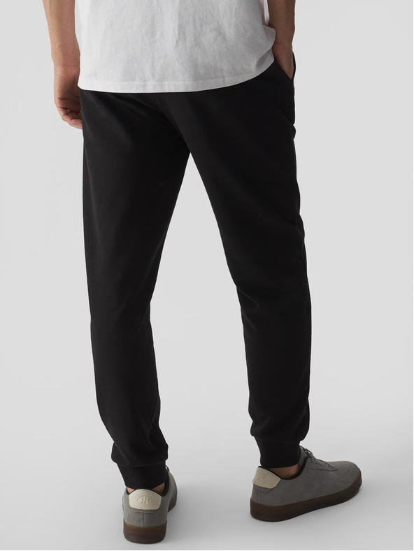 4F Pánske tepláky 4F