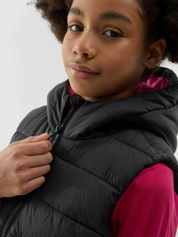 4F Dievčenská páperová vesta s výplňou zo syntetického peria 4F - čierna