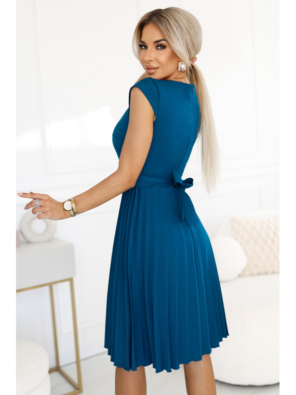 numoco Numoco Klasické šaty na ramienka s krátkym rukávom a opaskom