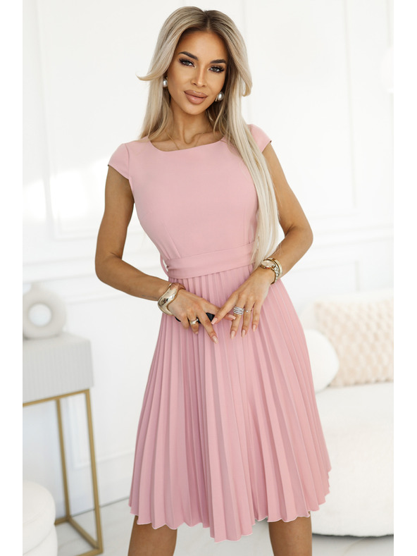 numoco Klasické šaty s krátkym rukávom a opaskom - púdrovo ružové