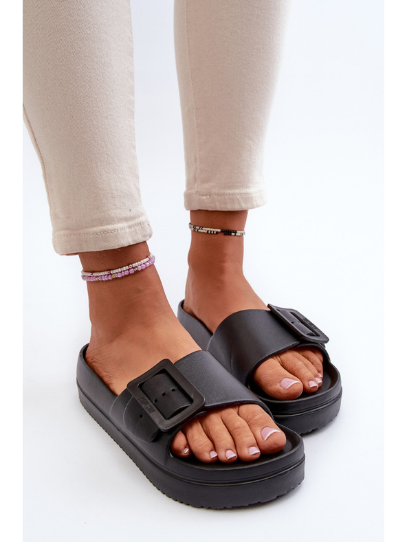 BIG STAR SHOES Dámske penové papuče na platforme s prackou Big Star čierne