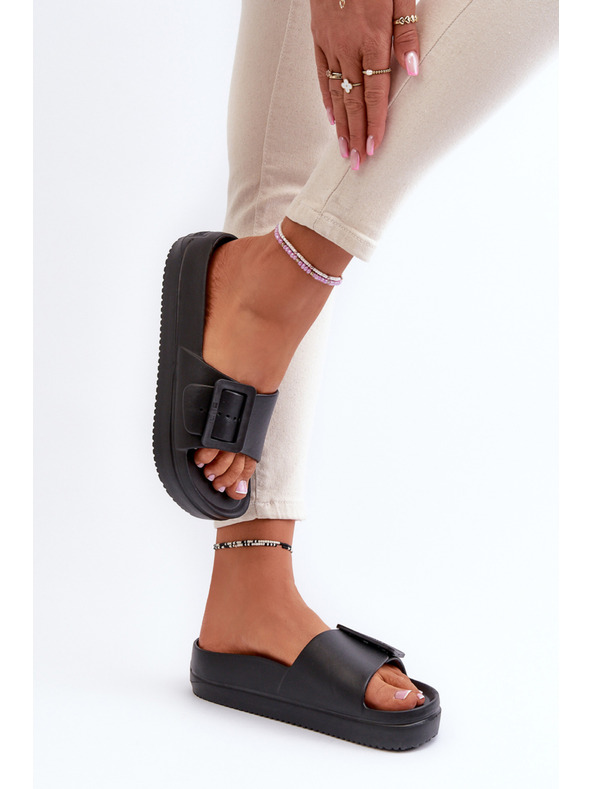 BIG STAR SHOES Dámske penové papuče na platforme s prackou Big Star čierne