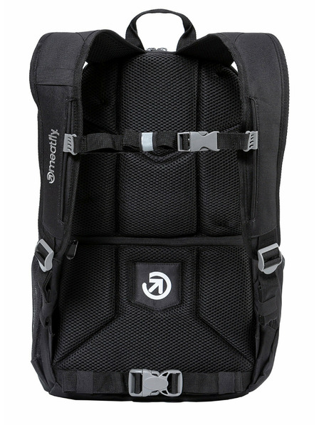 Meatfly Meatfly batoh Basejumper Čierna 22 L + PERAČNÍK ZADARMO | Čierna | Objem 22 L