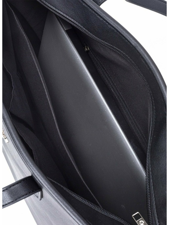 Meatfly Meatfly kabelka Gisel Black | Čierna | Objem 22 L