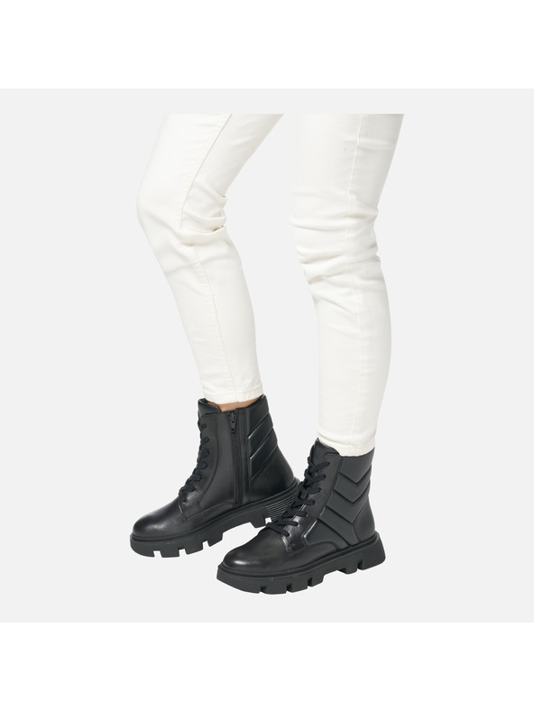 Geox Čierne dámske členkové topánky Geox Vilde