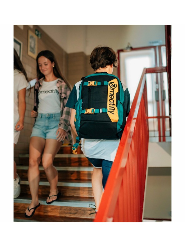 Meatfly Meatfly batoh Basejumper Tmavý Nefrit/Čierna 22 L