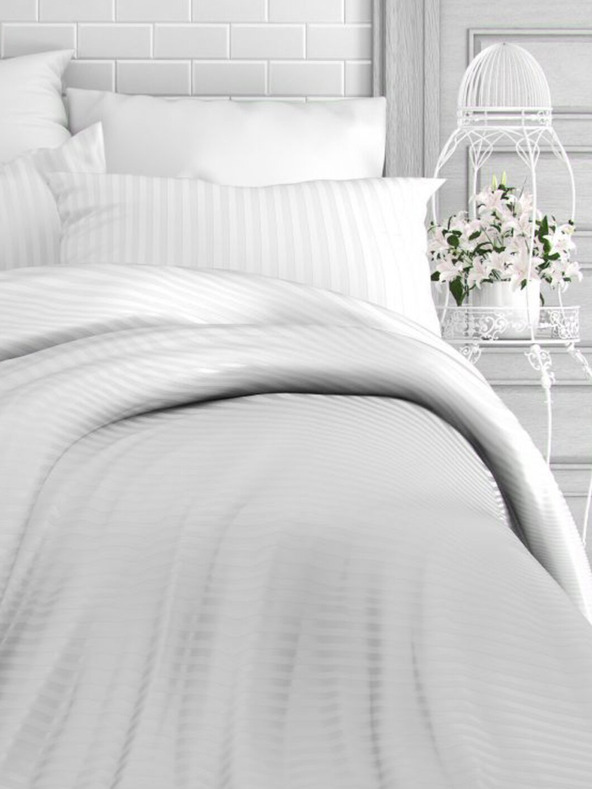 Kvalitex Francúzska saténová posteľná bielizeň s prúžkom 1+2, 200x200, 70x90cm BIELA
