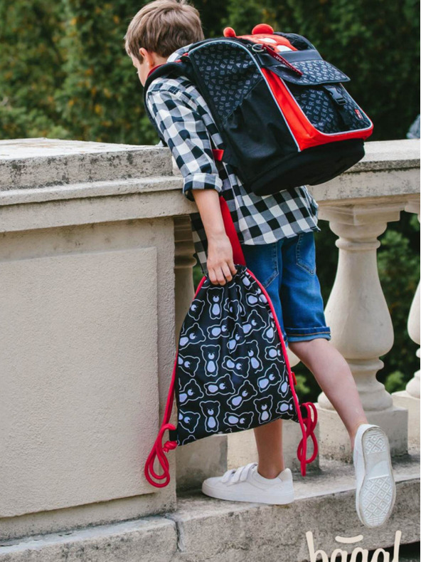 BAAGL  Čierna školská aktovka zippy teribear Baagl