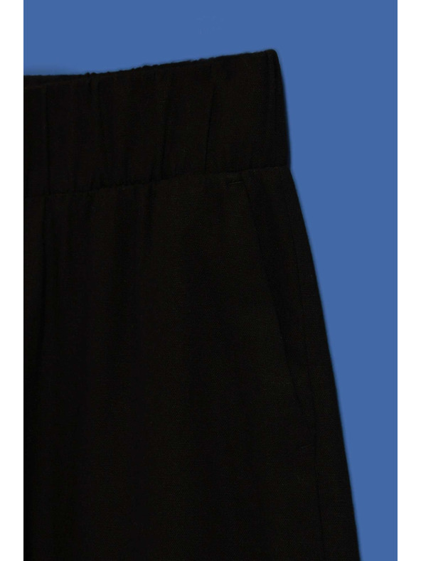 Moodo Čierne dámske šortky Moodo