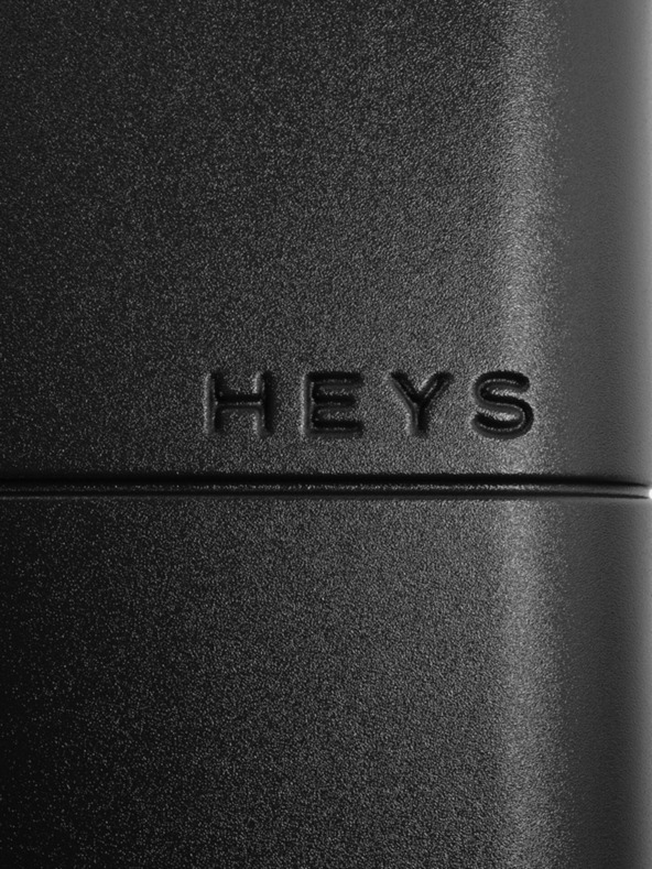 Heys Čierne cestovné puzdro Heys Zen S