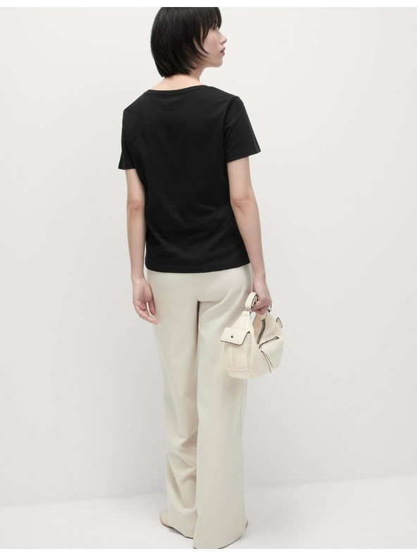 Marks & Spencer Tričko s výstrihom do V z čistej bavlny Marks & Spencer čierne