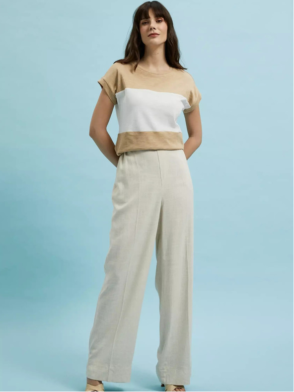 Moodo Bielo-béžové dámske pruhované tričko Moodo