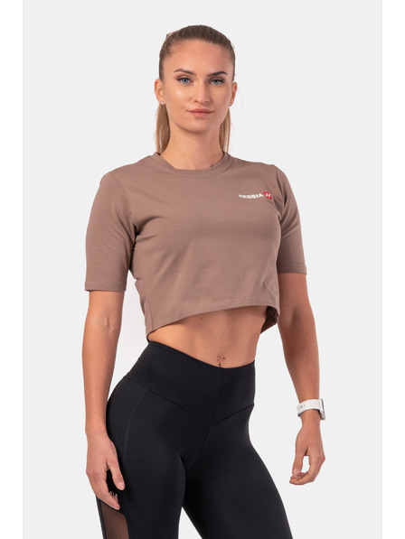 Nebbia Minimalistické logo NEBBIA crop top 600 Nebbia