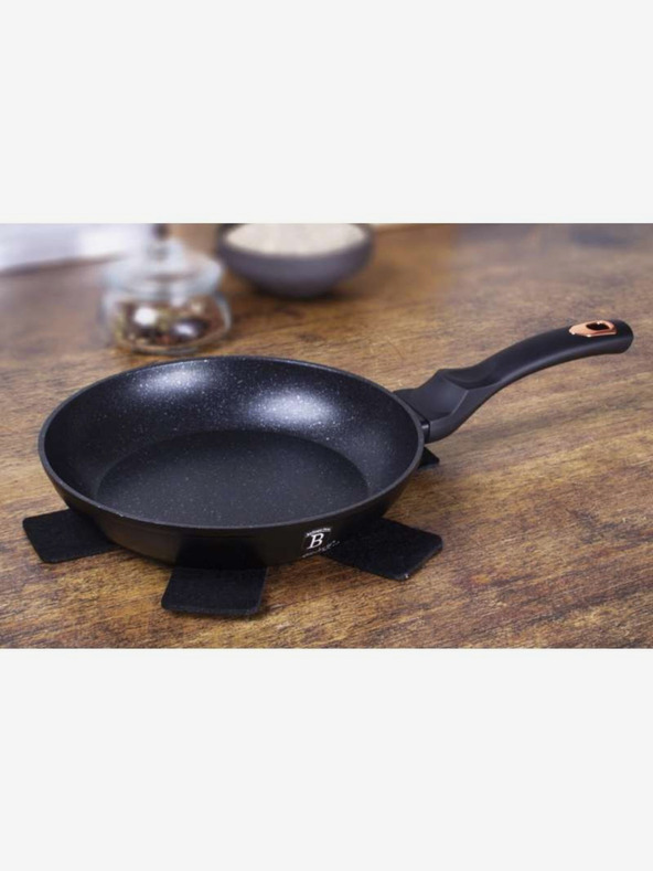 Berlingerhaus Grilovacia panvica s mramorovým povrchom 28 cm Black Rose Collection BERLINGERHAUS