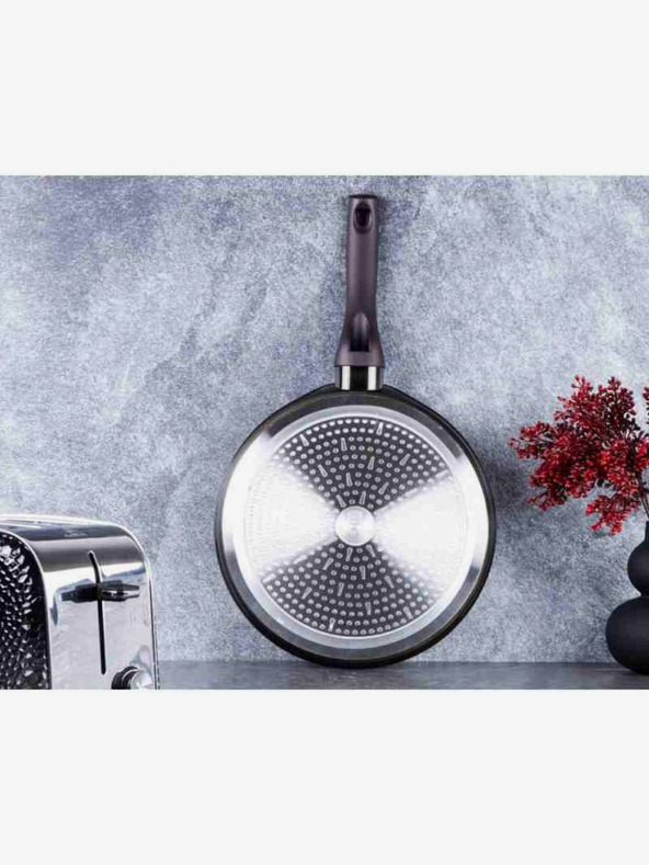 Berlingerhaus Panvica na palacinky s mramorovým povrchom 28 cm Shiny Black Collection BERLINGERHAUS