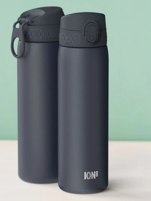 ION8 Tmavo modrá nerezová termoska Ion8 One Touch Ash Navy (500 ml)