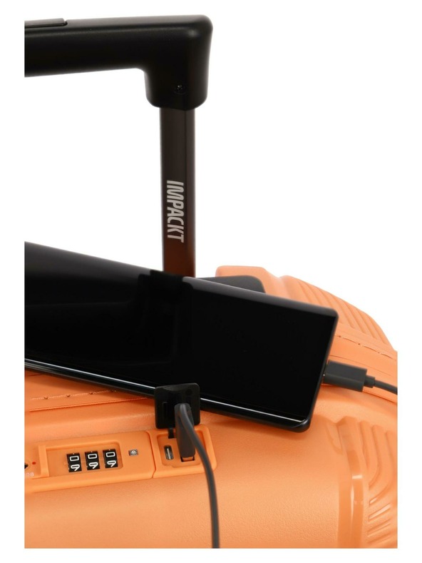 IMPACKT Cestovný kufor IMPACKT IP1 S Garden apricot