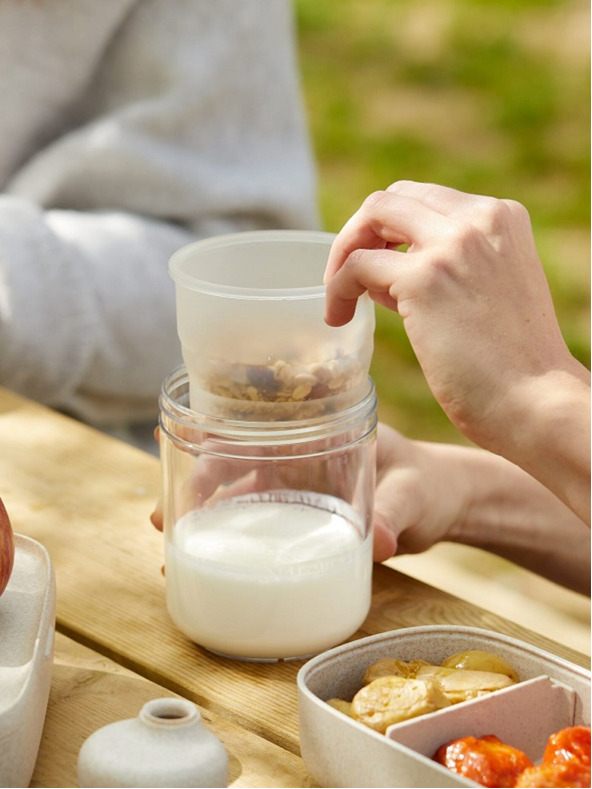 Lékué Lekvár s lyžičkou na občerstvenie Lékué Jar To Go Organic Cream (600 ml)