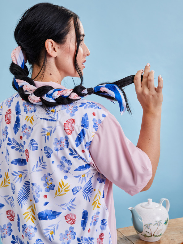 ZOOT.collab Modro-ružový dámsky kvetovaný šatka z Kolekcie BESKY by ZOOT