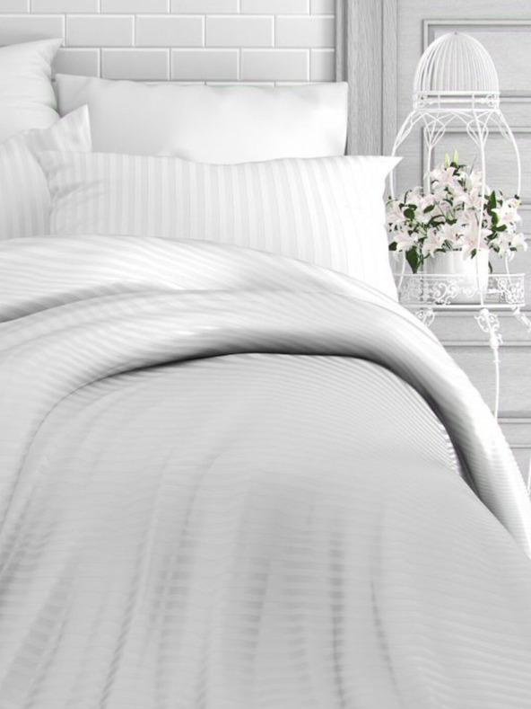 Kvalitex Saténová predĺžená posteľná bielizeň s prúžkom 140x220, 70x90cm BIELA