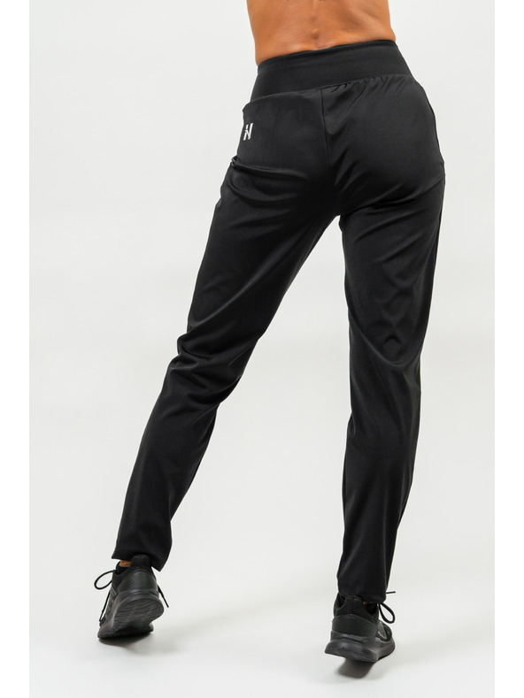 Nebbia Sleek Tepláky