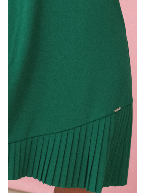 numoco Šaty KARINE s asymetrickým záhybom