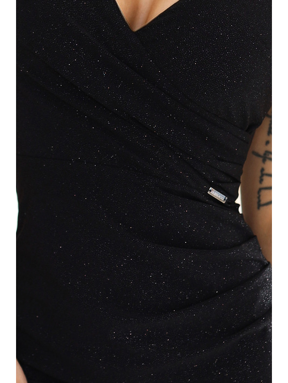 numoco Oslnivé trblietavé šaty so zavinovacím výstrihom a ramienkami