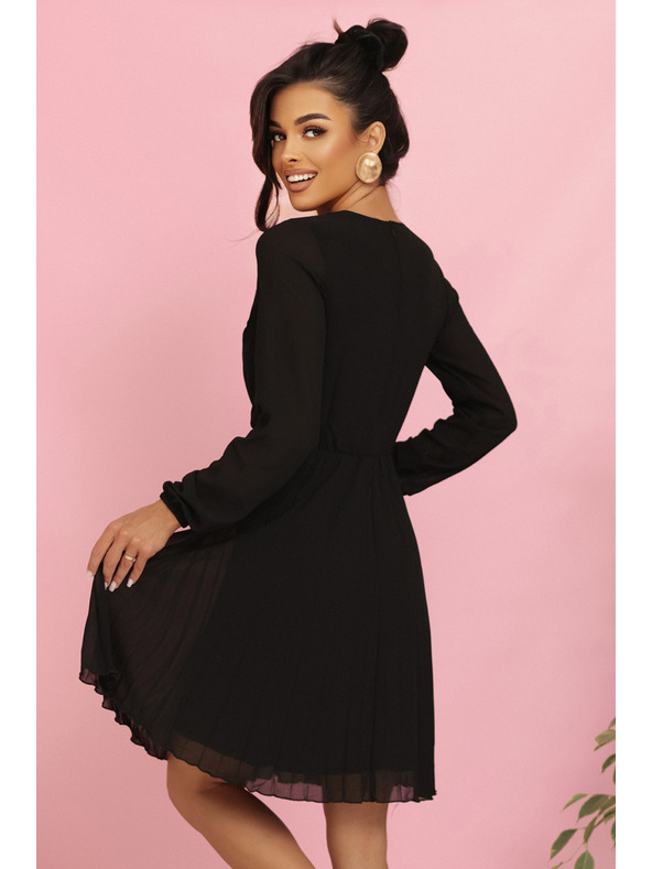 numoco Skladané šaty ISABELLE s dlhým rukávom a výstrihom