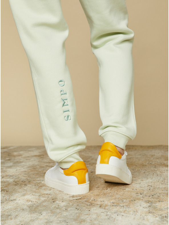 SIMPO Svetlozelená unisex tepláková súprava Simpo Free Time