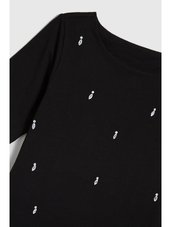 Moodo Čierne vzorované tričko