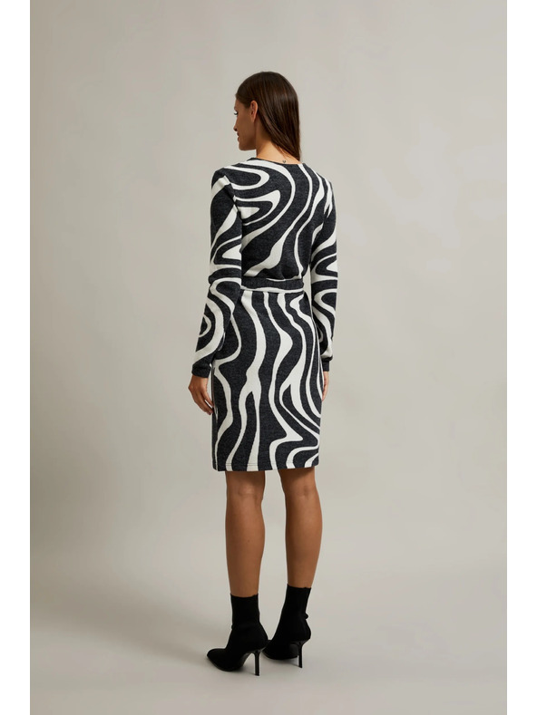 Moodo Čiernobiele zavinovacie šaty