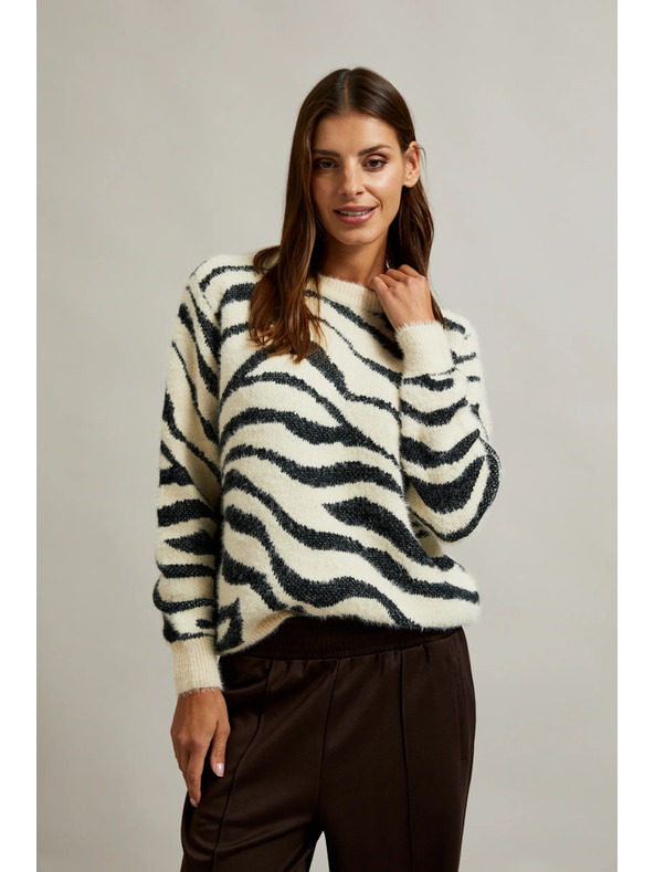 Moodo Dámsky sveter so zvieracím vzorom
