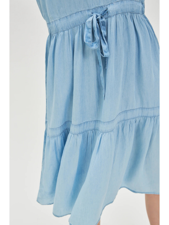 Moodo Svetlomodré midi šaty s volánmi Moodo