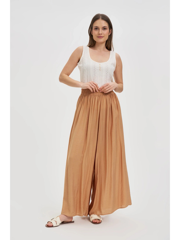 Moodo Biely dámsky top bez rukávov