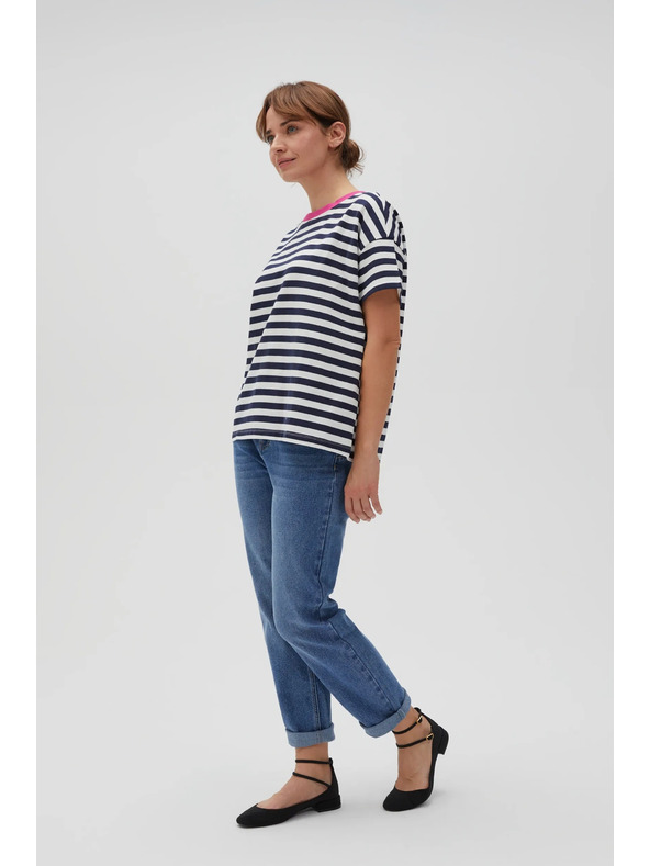 Moodo Modro-biele pruhované tričko s ružovým golierom
