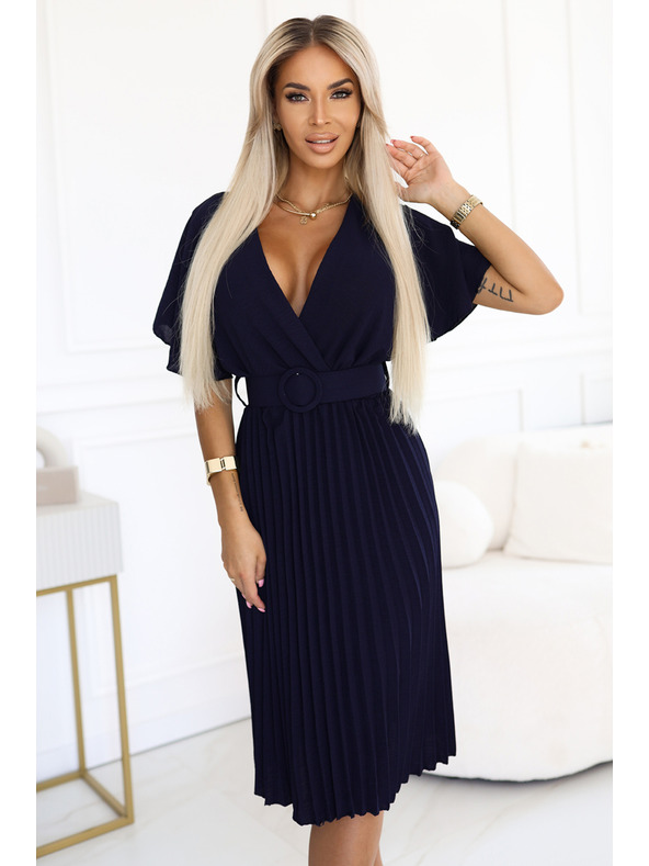 numoco Plisované midi šaty so zavinovacím výstrihom a širokým páskom
