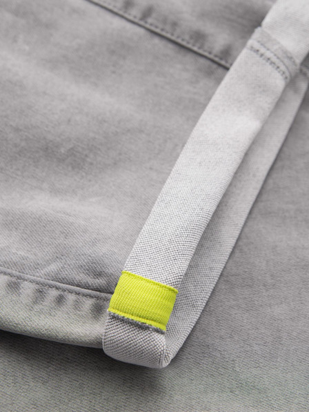 Ombre Clothing Pánske džínsové kraťasy so zdobným prešívaním - svetlo sivé