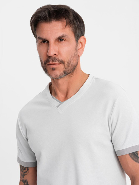 Ombre Clothing Pánske tričko s kontrastnými vsadkami a výstrihom do V - svetlo sivé