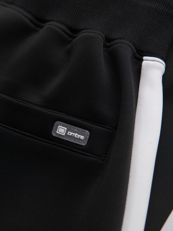 Ombre Clothing Pánske tepláky s kontrastným lemovaním - čierne