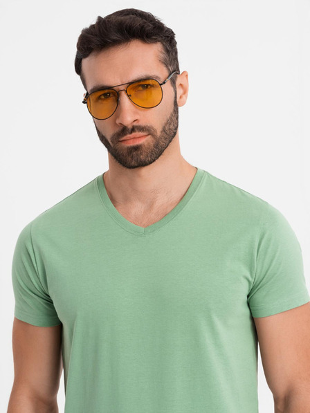 Ombre Clothing Bavlnené klasické pánske tričko BASIC so výstrihom do V - zelené